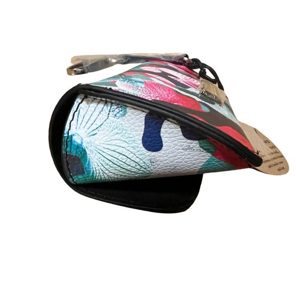 Samantha Brown To-Go Glasses Case Holder Orchid Camo Attach Caliper NWT - Picture 7 of 11